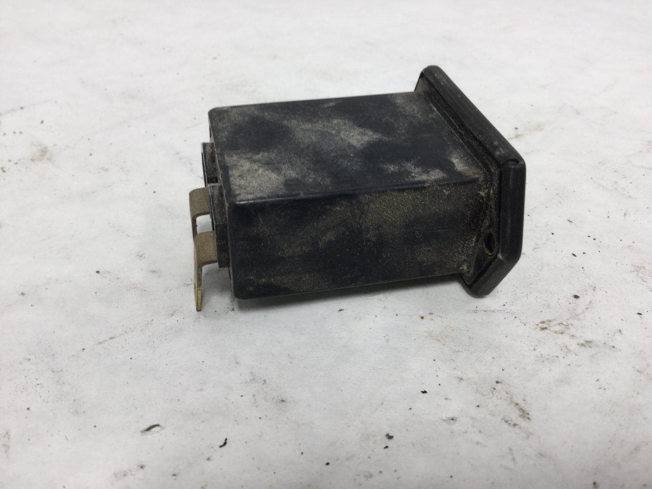 Freightliner COLUMBIA 120 HOUR METER Gauge – Used