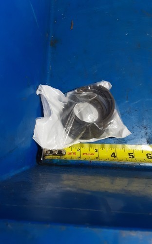 914531-Genuine OEM Volvo/Mack RETAINING RING 1 COUNT