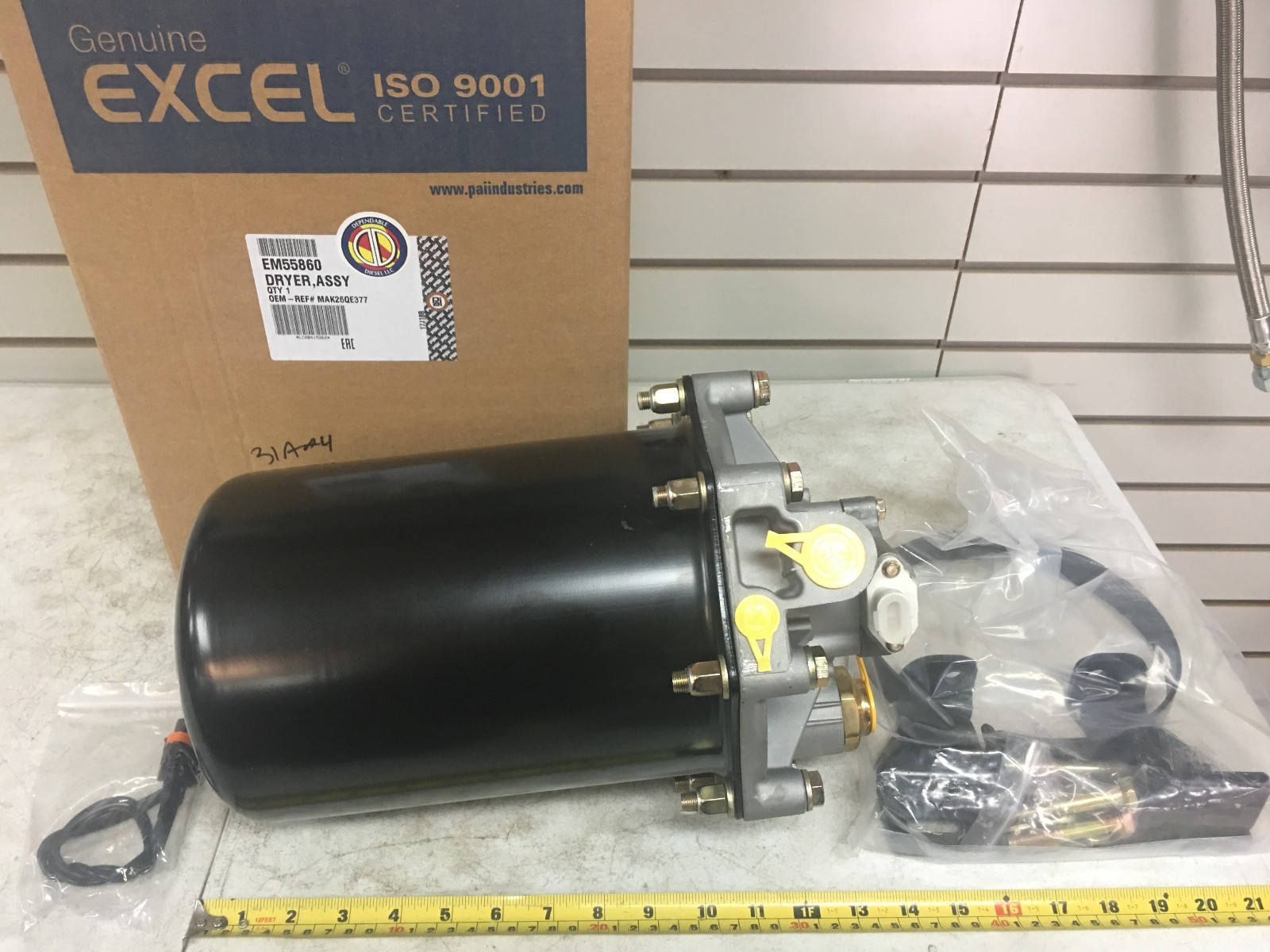 12V AD9 Air Dryer. Excel # EM55860 Ref. # Bendix 065225 108245 109685 1673827C91