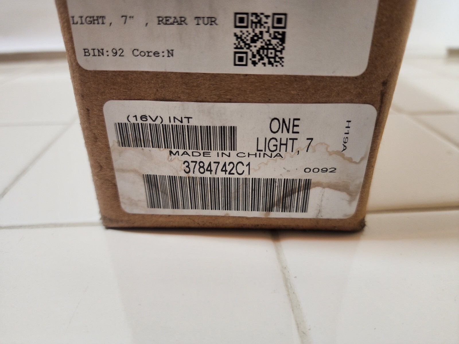 International Navistar IC Bus 7 Inch Round Turn Amber Yellow Light 3784742C1 New