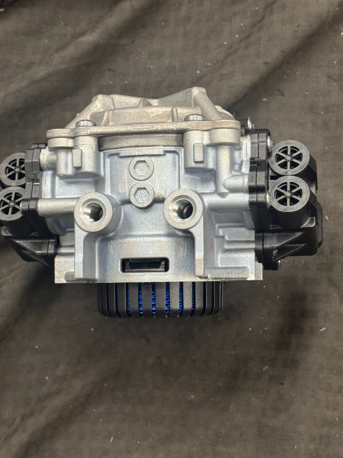 WABCO GENUINE MERITOR WABCO WAB RELAY VALVE 9760001100