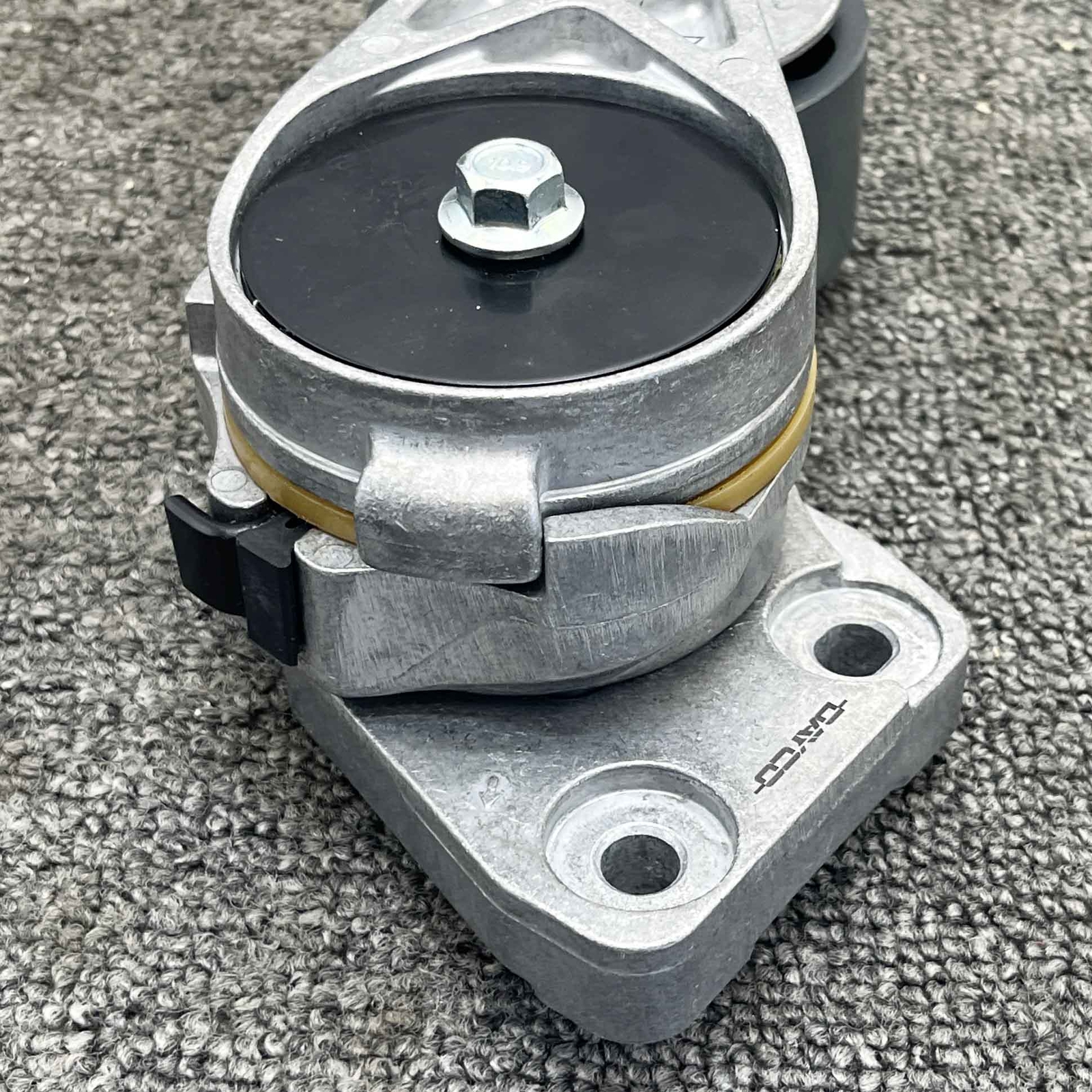 A/C Belt Tensioner 23669027 21454379 Fits For Volvo D13 Engine Strong Truck USA