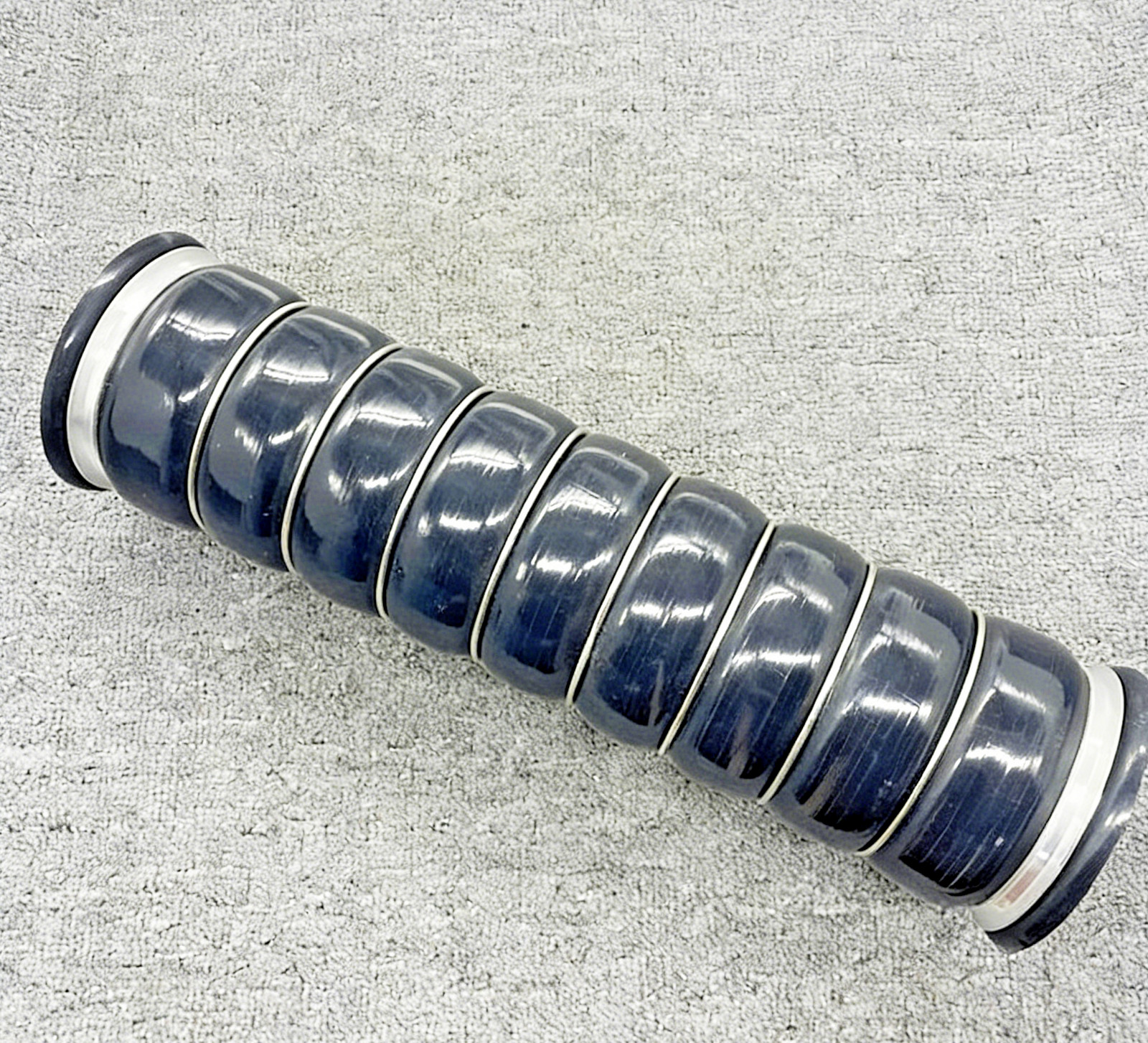 1x 21312237 Heavy Duty Charge Air Hose (Black) Fits For Truck D12 VNL