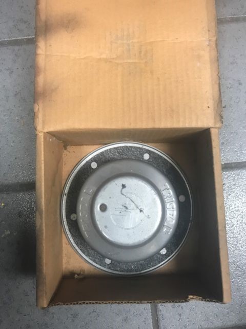 Grease Hub Part # 64009G Cross Reference part # 340-4009