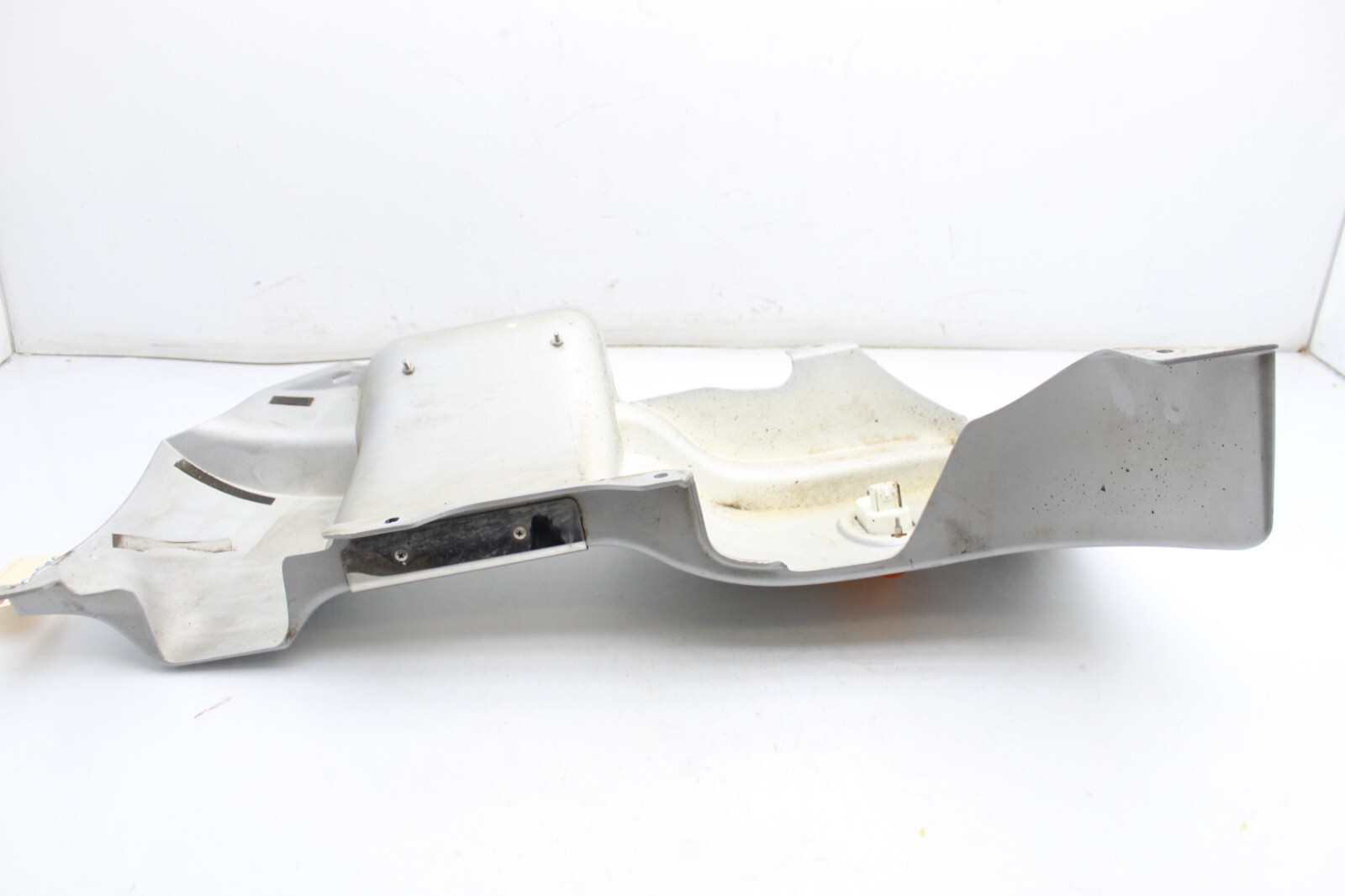 2013 FREIGHTLINER CASCADIA 125 LEFT DRIVER SIDE COWL MOLDING FENDER PANEL Q8979