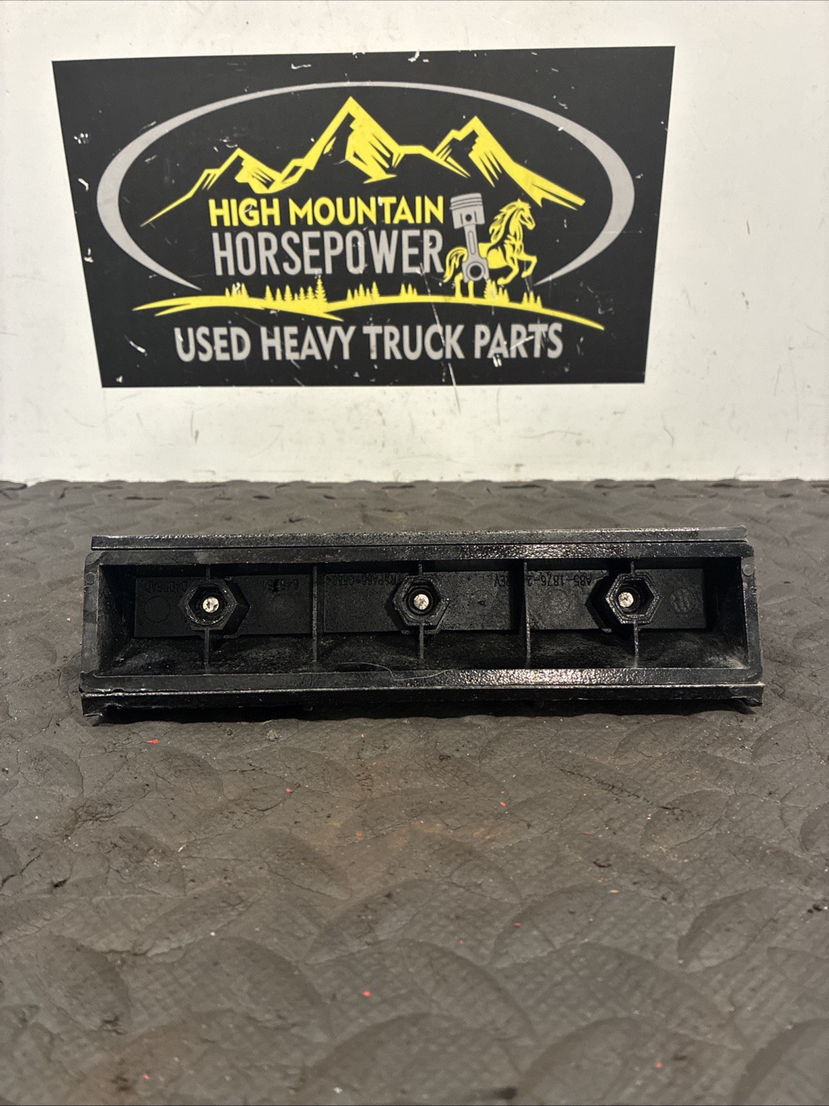 Kenworth Skirt Bracket P/N: A85-1876 REV A (TAG # 18633)