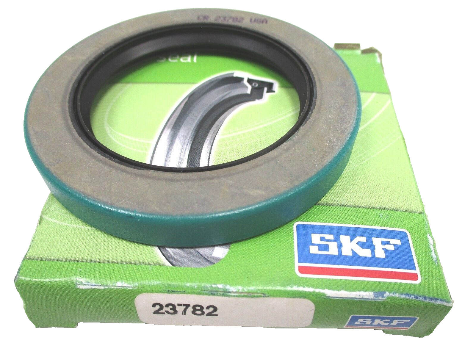 23782 NEW GENUINE SKF CR RADIAL SHAFT OIL SEAL 2.375″ MADE IN USA
