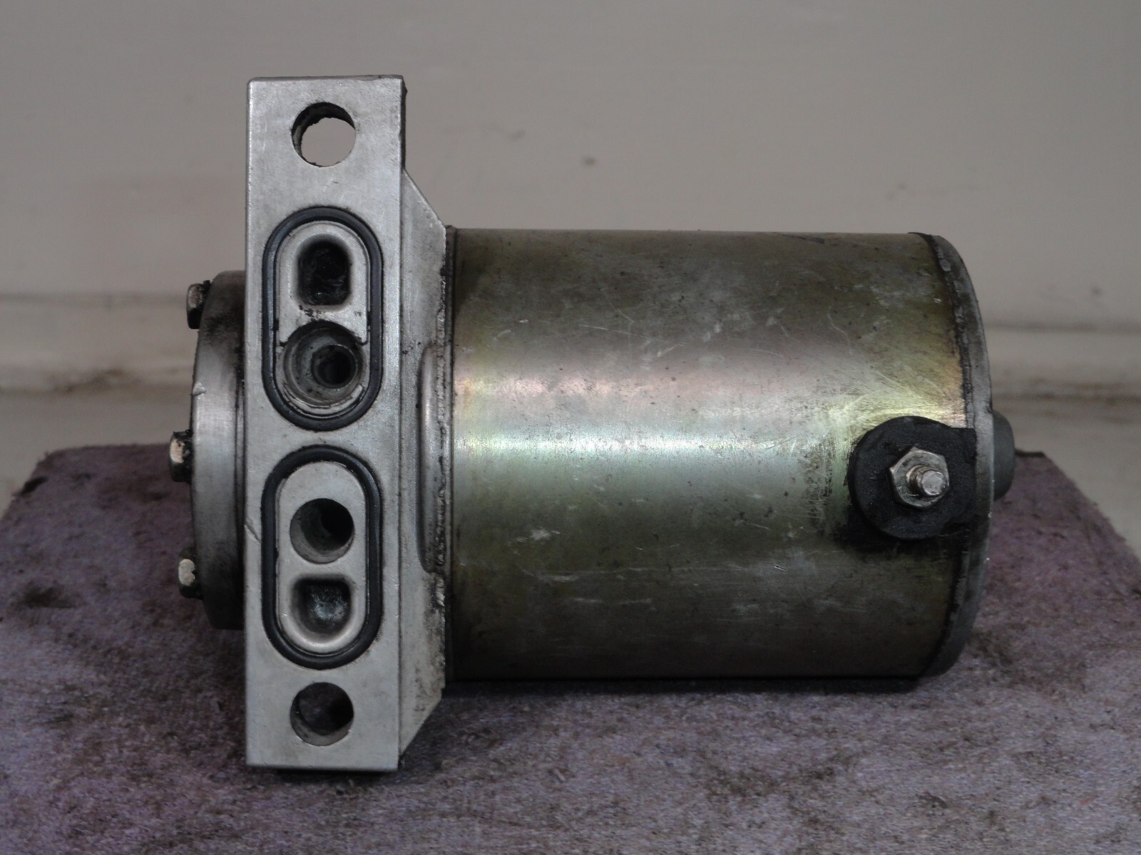 Ametek Prestolite Motors Pump For Hydro-Max Brake Booster (2772876) OEM used