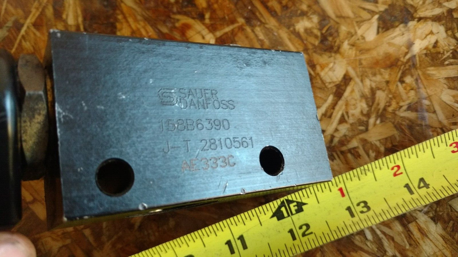 158B6390 DANFOSS SAUER DANFOSS VALVE SOLENOID, 12Vdc, 1/2″ ORB Port’s