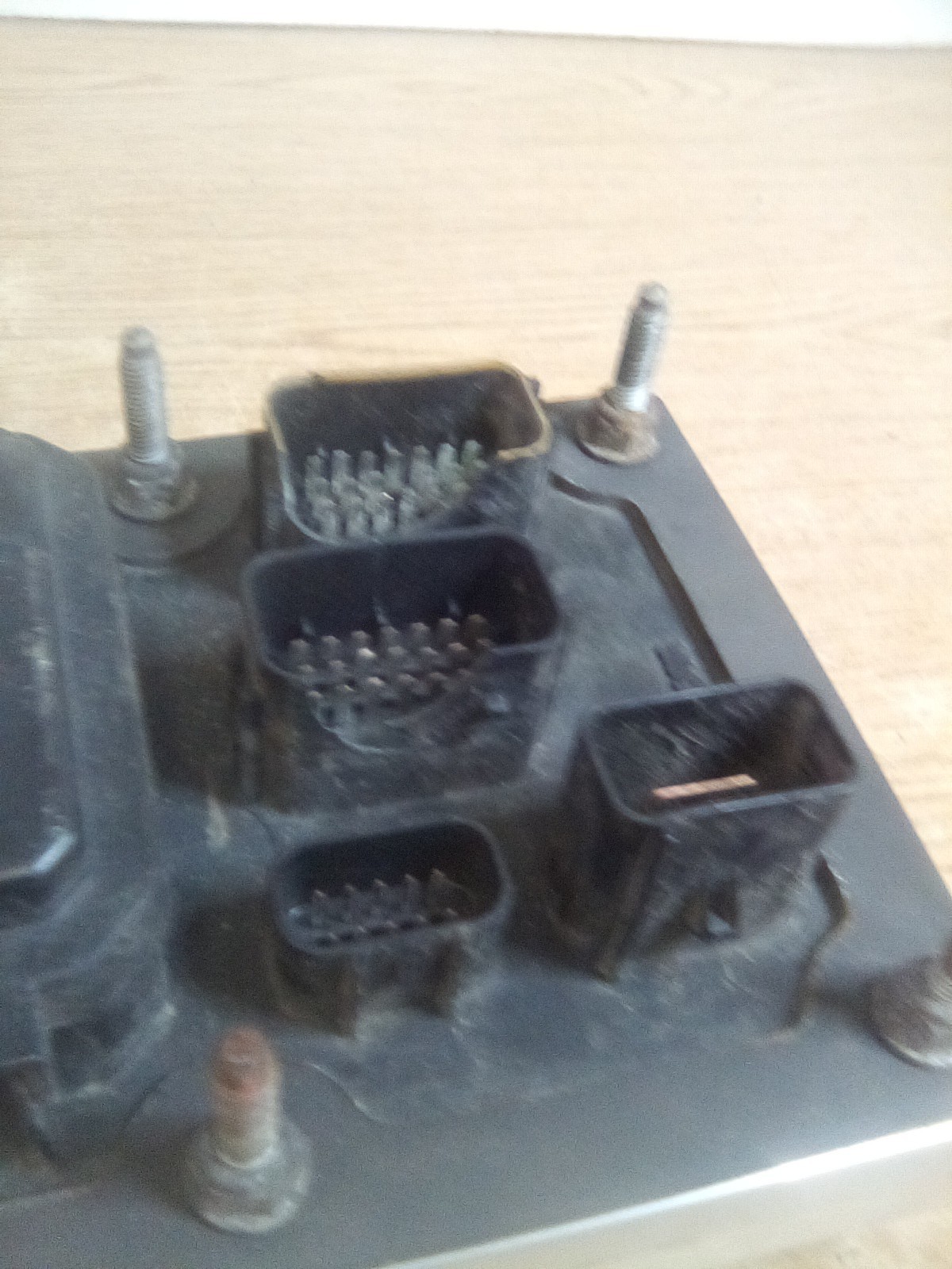 Kenworth T680/Paccar P27-1147-0200 PDCNGP Cab Fuse Assembly “READ DESCRIPTION”