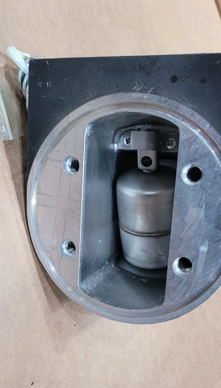 Mann+Hummel Lower Oil Filter Centrifuge Control Housing 4.492.631