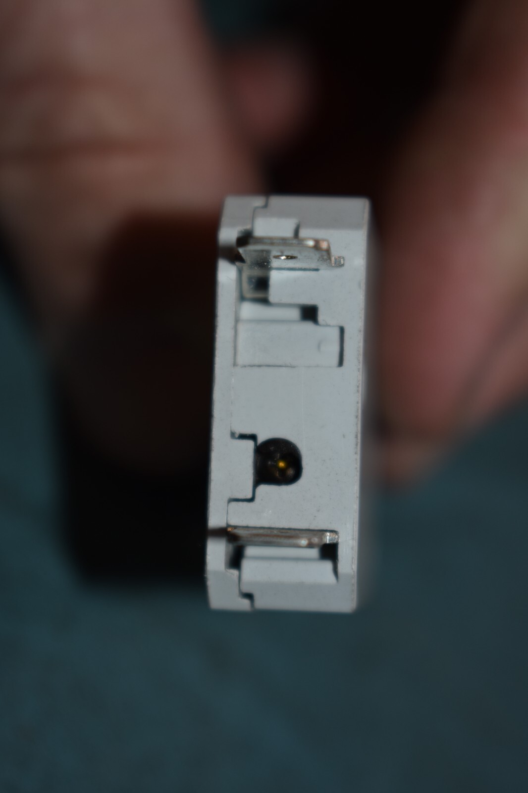 E-T-A ETA 127-P10-H-KF-6A 250V AC 28V DC Circuit Breaker Resettable 6 Amp NOS