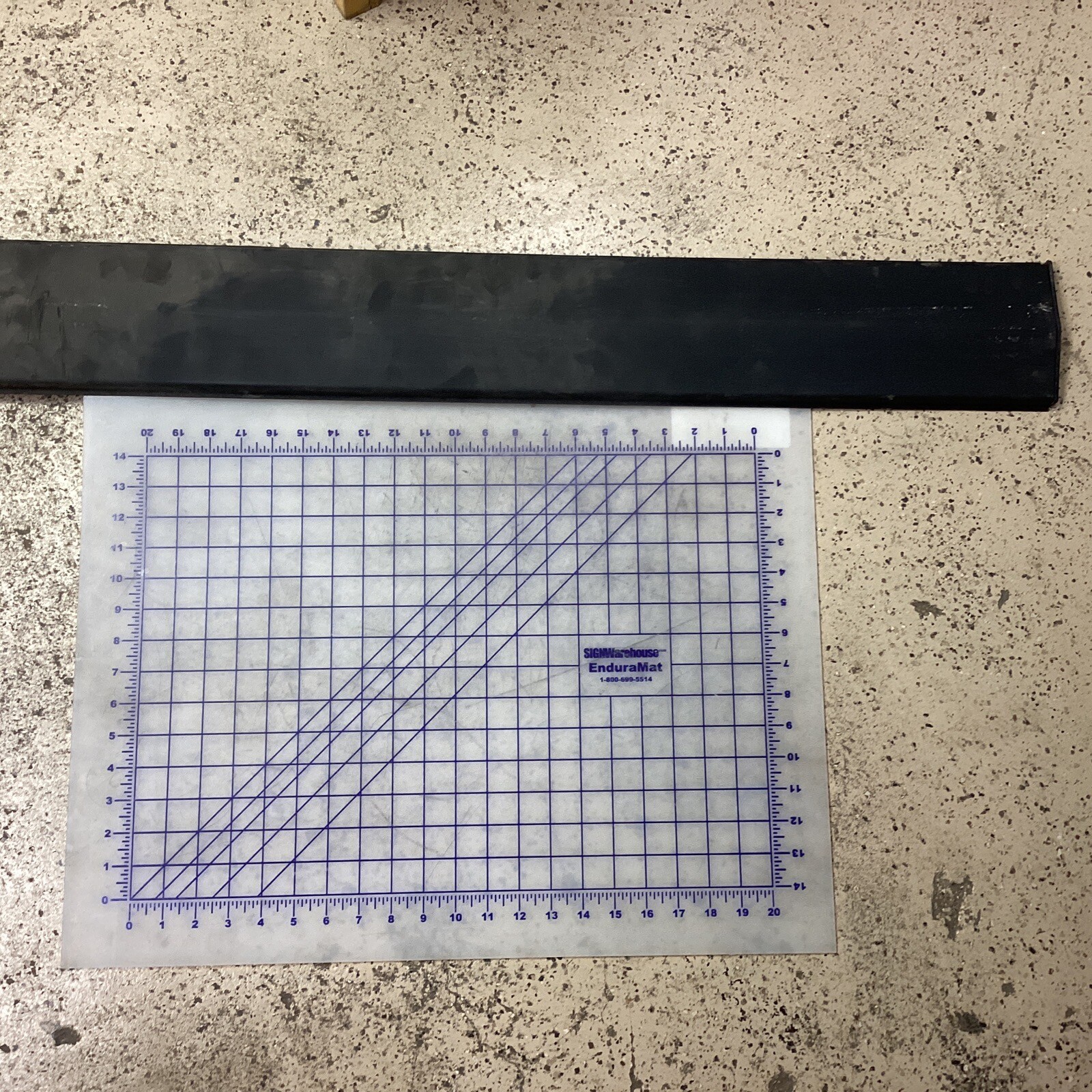 MCI Gillig Coach Charter Bus Rub Rail Assembly Rear Side Service Door 3L-20-429