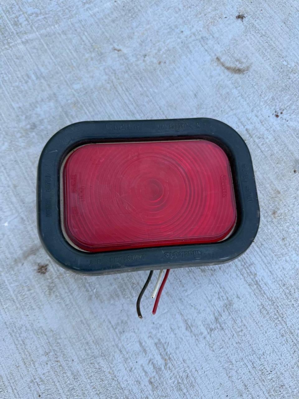 ST34RB Optronics RED RECTANGULAR STOP/TURN/TAIL LIGHT WITH GROMMET, PIGTAIL