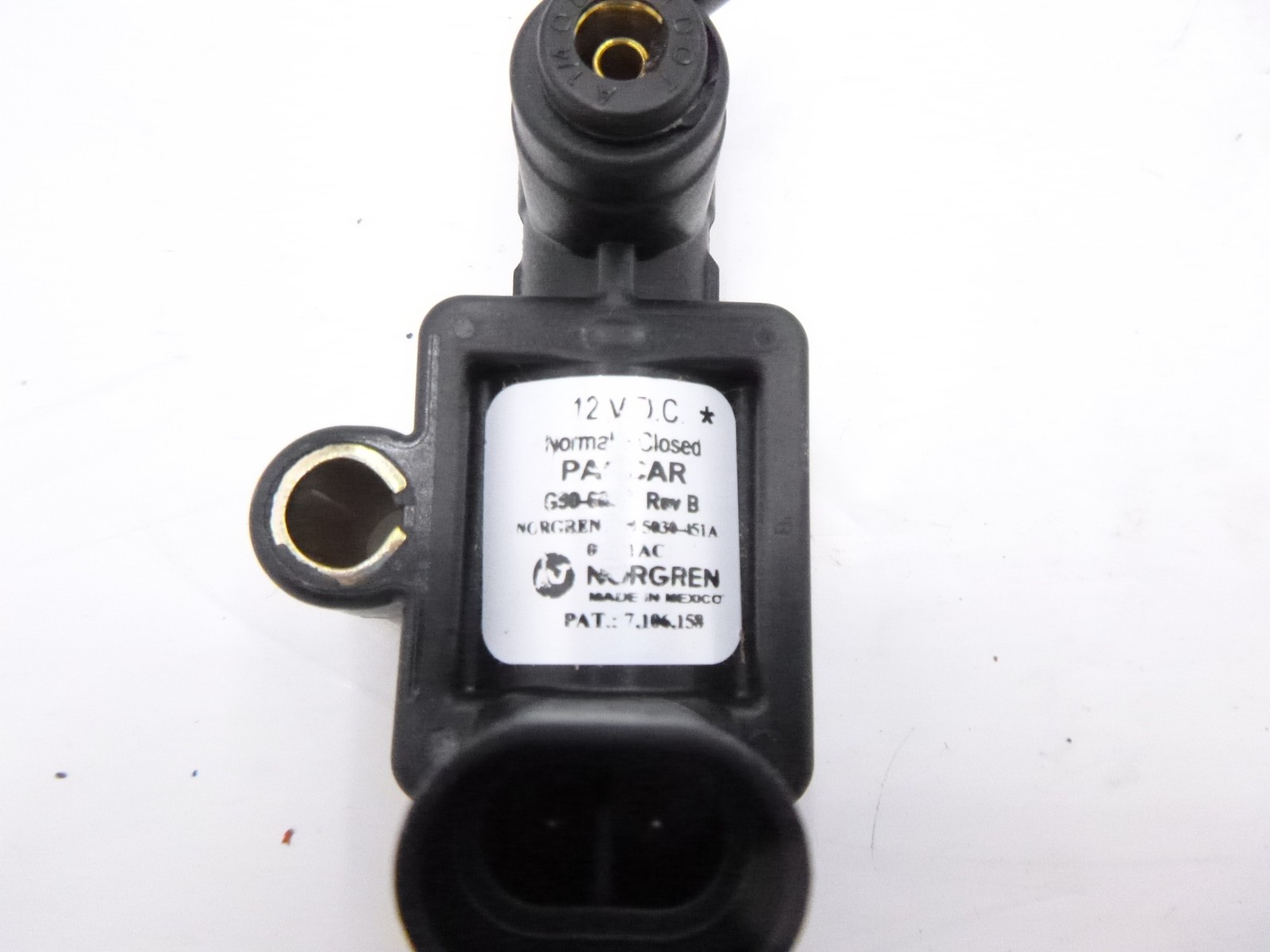 Single OEM Paccar G90-6047 3-Way Normally Closed Solenoid Valve