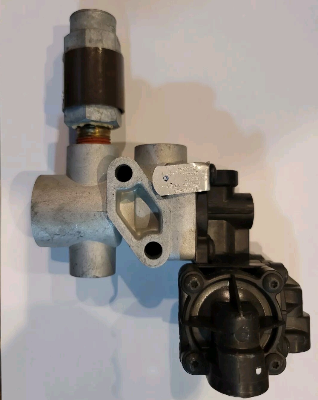 Meritor WABCO Tractor Protection Valve 9348990670