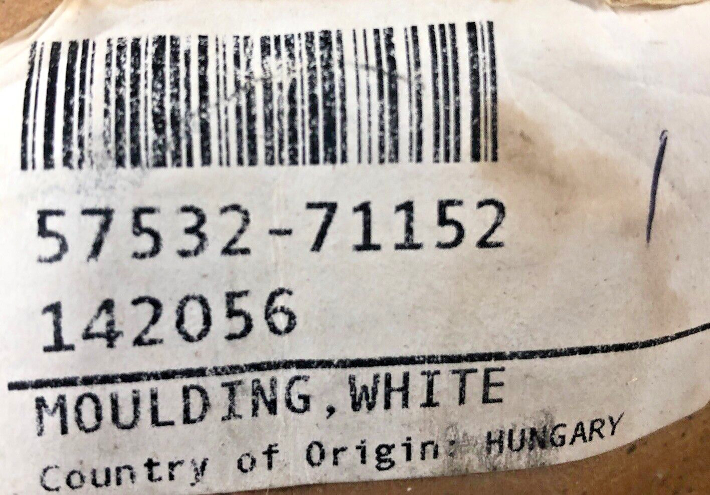 New Flyer Parts 142056 Moulding, White; 57532-71152