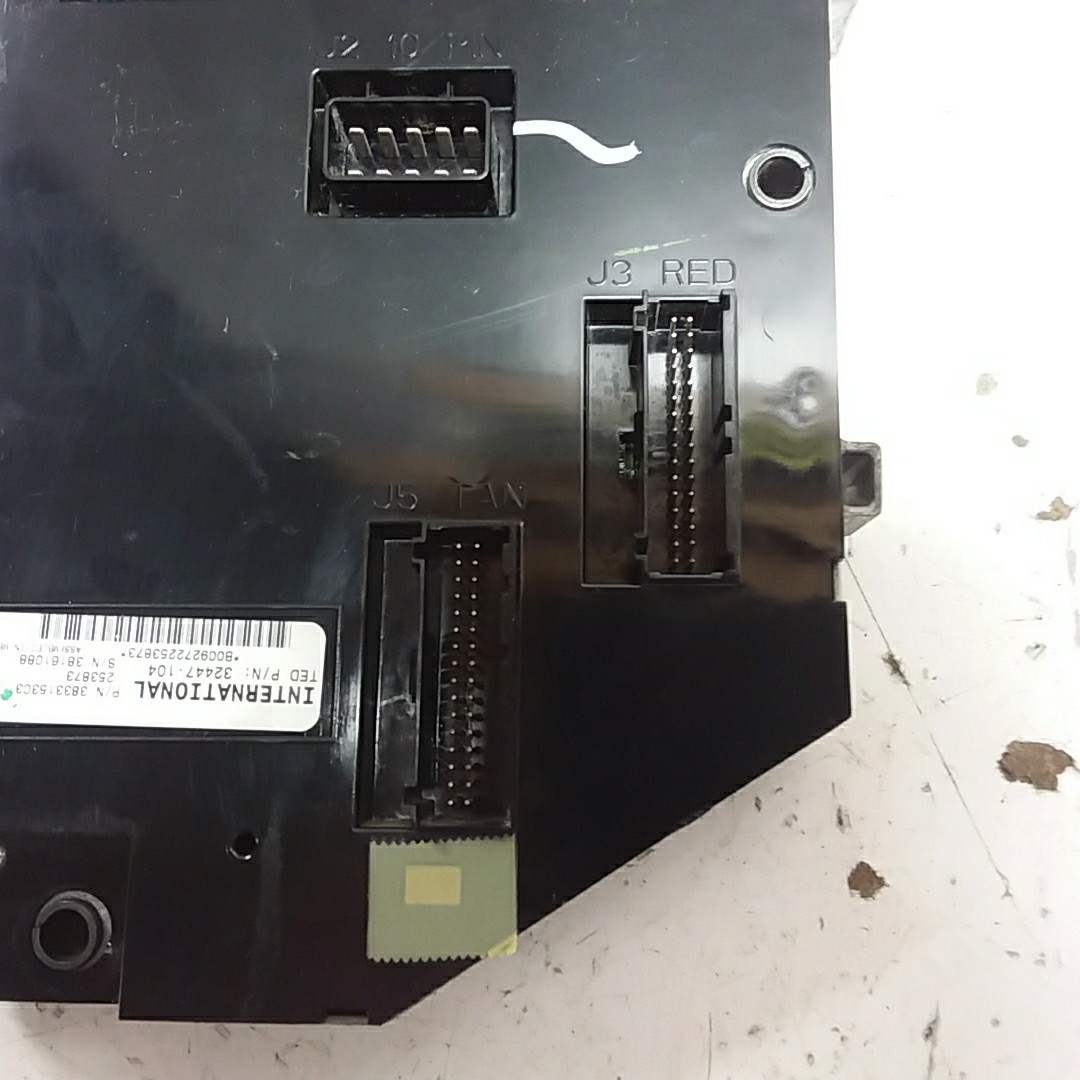 International Body Control Module 3833153C3 Item #3461
