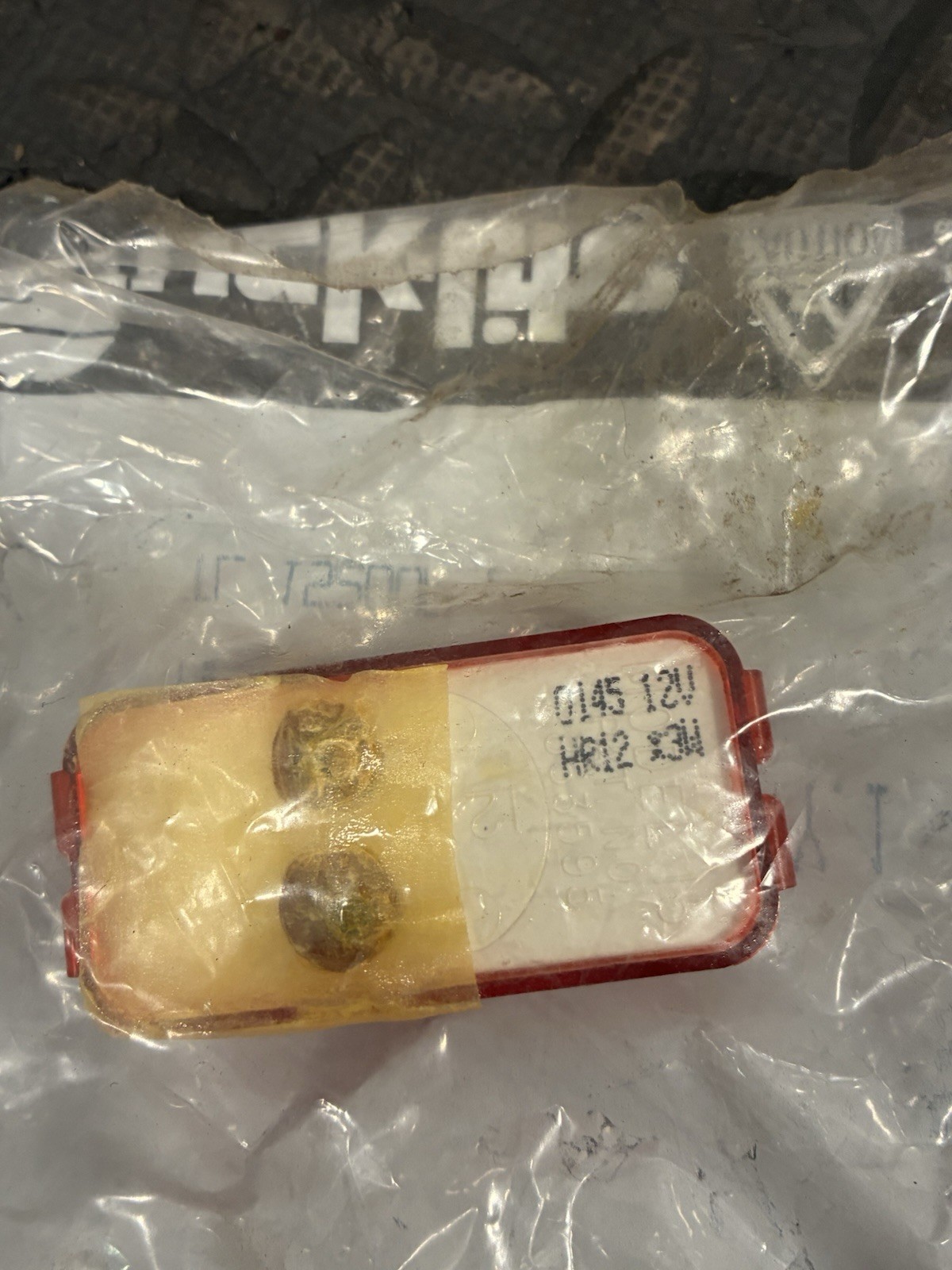 Truck-Lite – Rectangular Marker Clearance Lamp, Red P/N: 15200R (TAG# 16280)