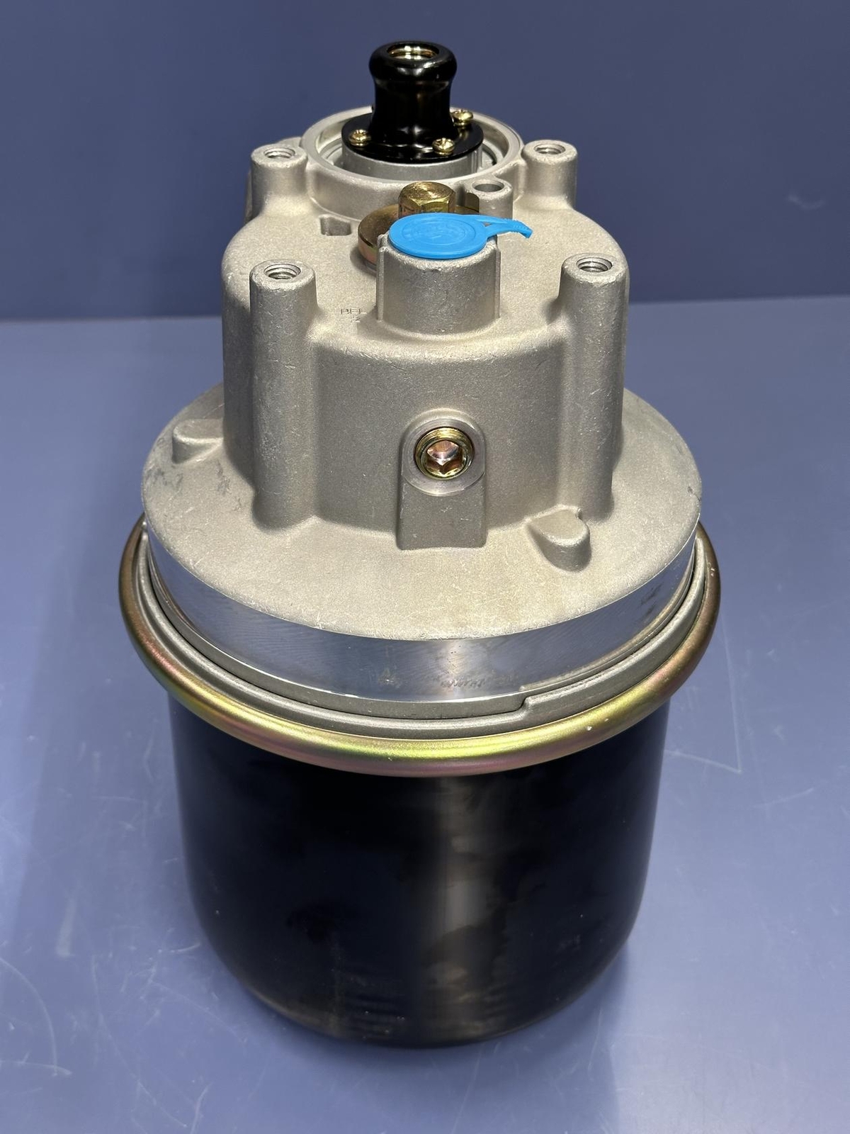 Armada – Bendix 109477X Remanufactured AD-IP Air Dryer ML109477X