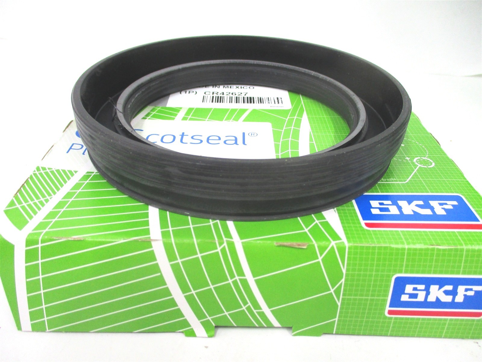 42627 NEW GENUINE SKF CR SCOTSEAL PLUS XL WHEEL SEAL 372-7099 370065A 307-0723