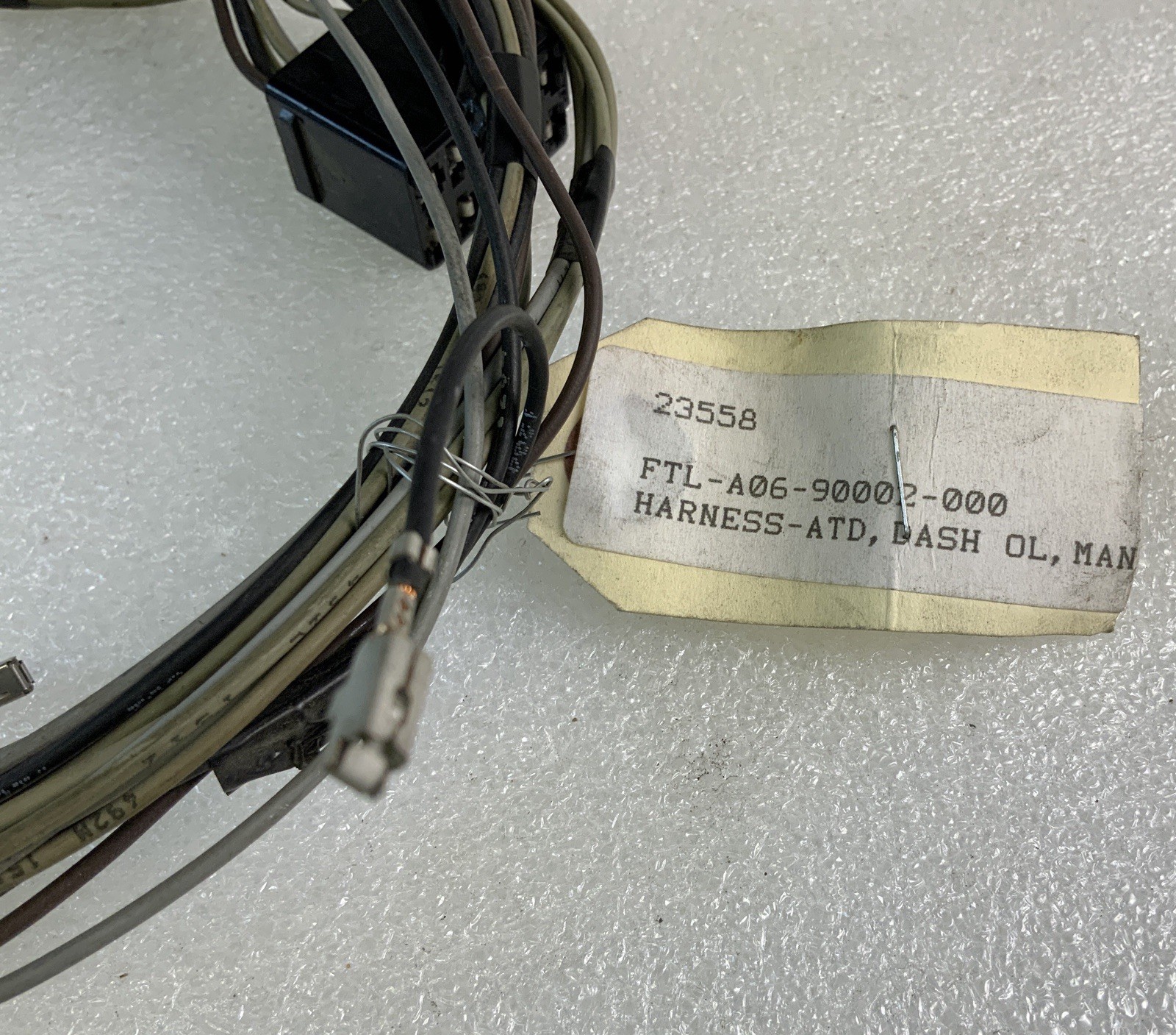 OEM FREIGHTLINER HARNESS-ATD, DASH OL, MAN REGEN P/N: A06-90002-000 NOS