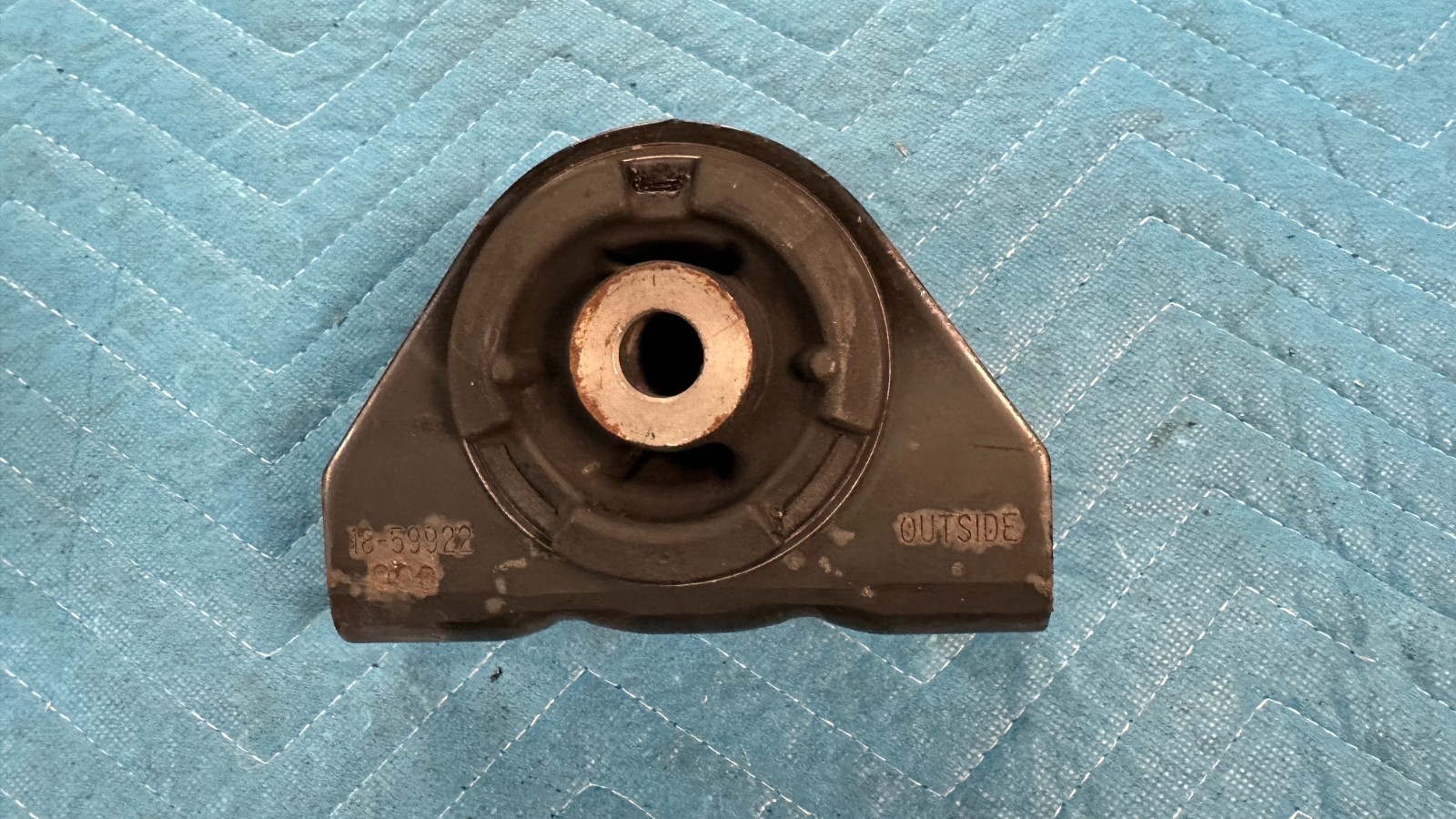 OEM Freightliner M2 112 Cab Isolator Mount Bracket LH Driver’s Side 2023