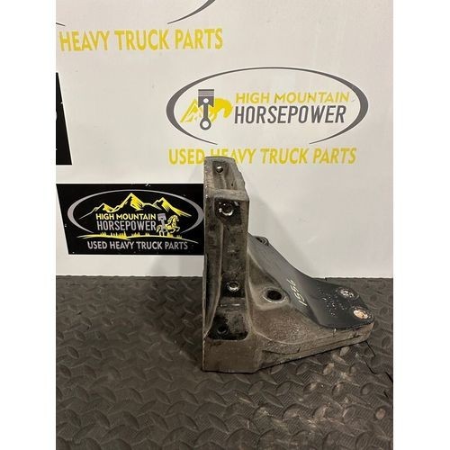 Genuine PACCAR Cab Mount/Bracket, Right/Pass. Side P/N: A85-6104R (TAG# 15976)