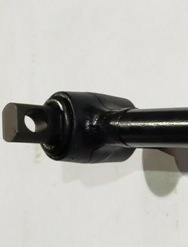 C65-6024-000010440 PETERBILT TORQUE ROD ASSEMBLY AIR TRAC UNIT RUBBER C65-6026