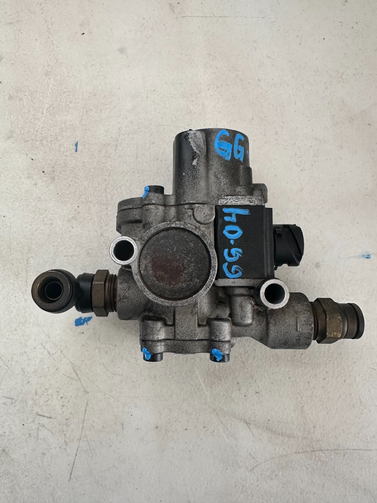 ✅USED OEM Wabco ABS Modulator Valve 472-195-052-0 ✅