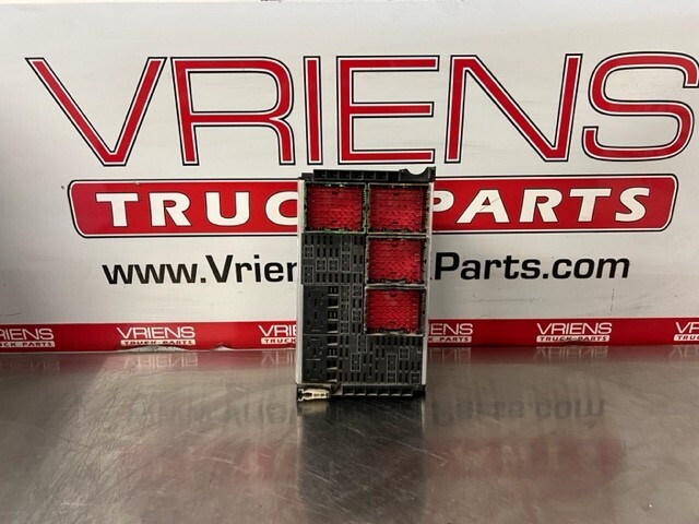 KENWORTH FUSE-ASSEMBLY CAB PDC NGP P27-1147-0200