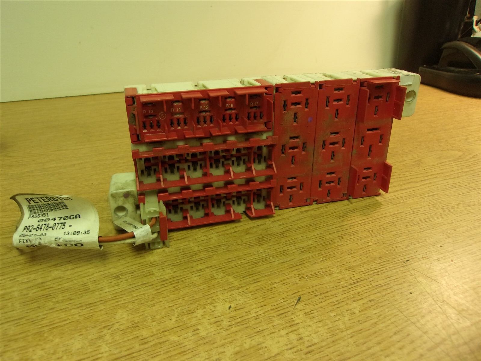 EMP Fuse Block Freightliner 90-1192-002 5295870 PE1954-001 *FREE SHIPPING*