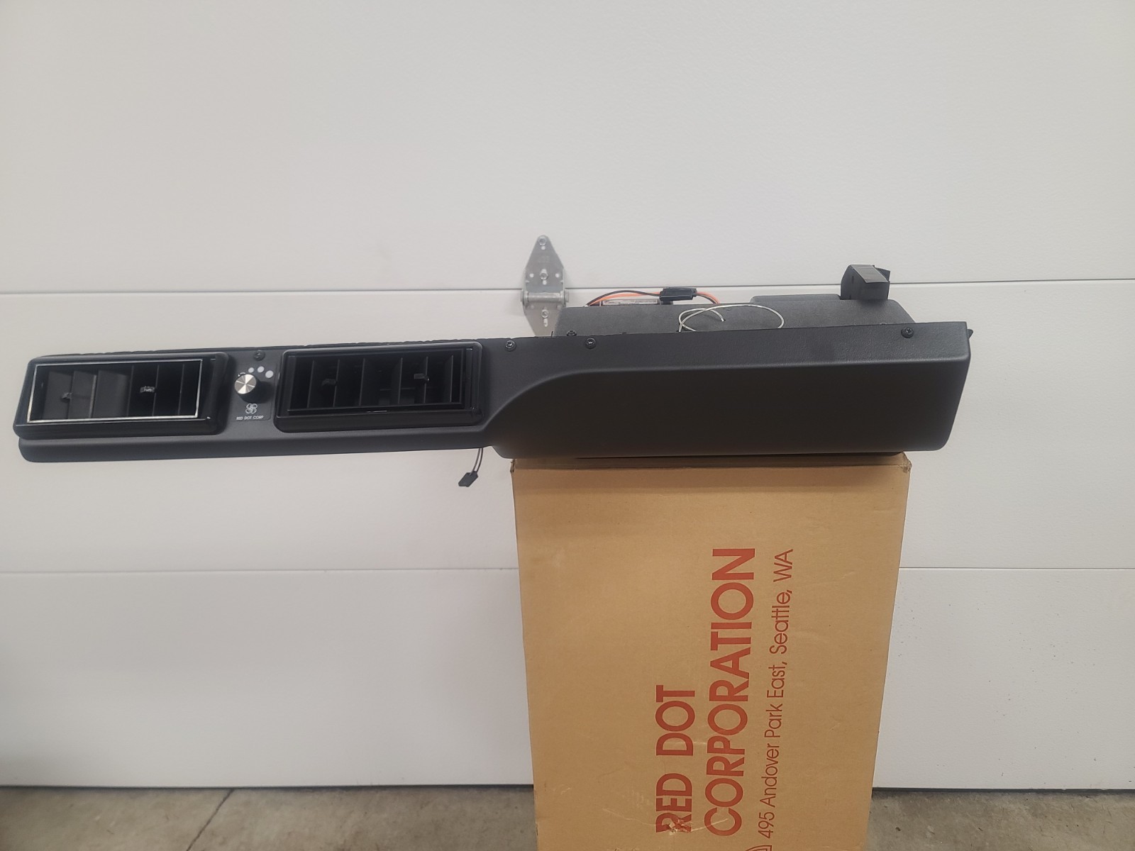 Red Dot R-2110-15 complete A/C unit new old stock RedDot