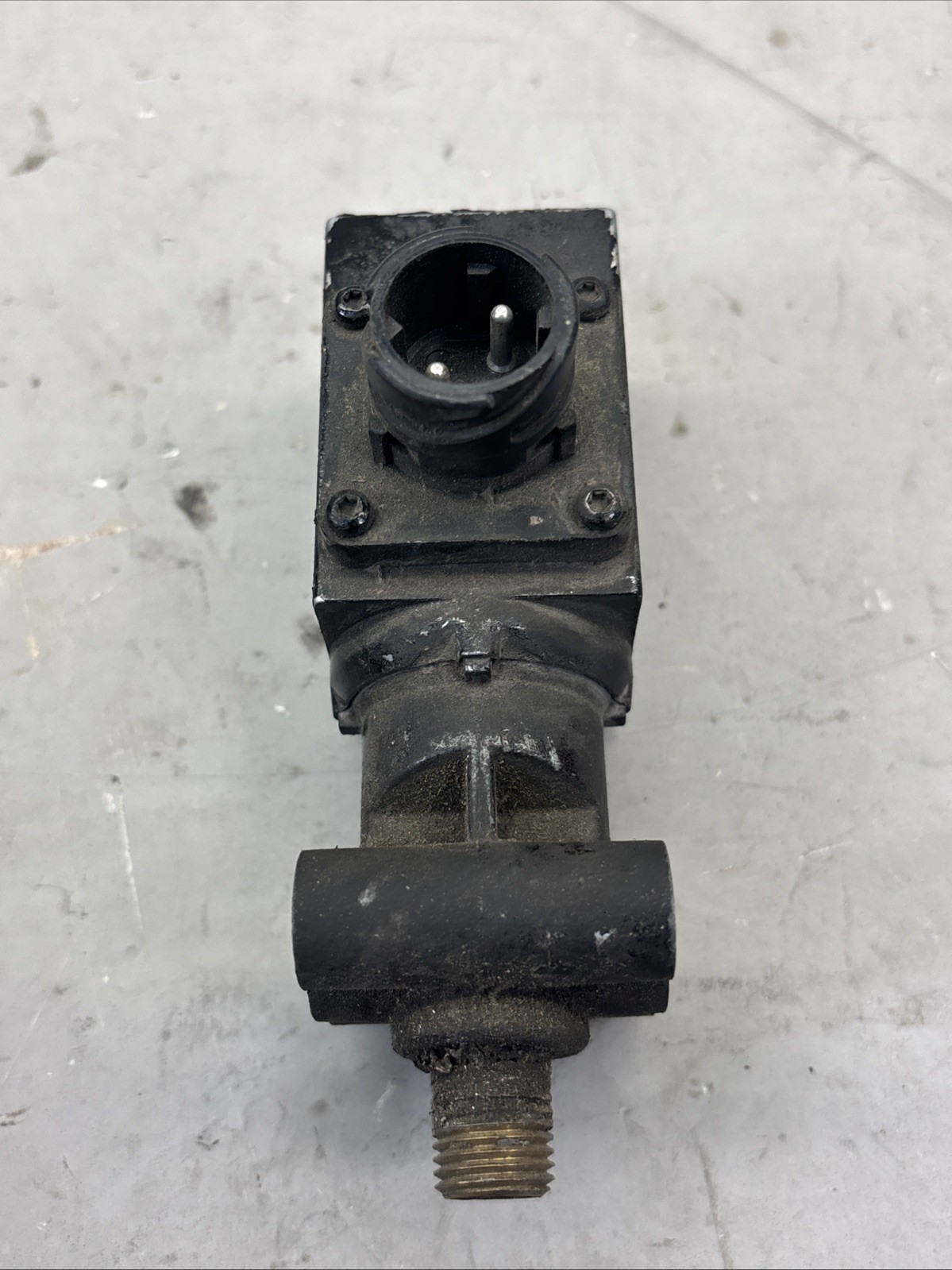 Bendix 300354 Solenoid Valve