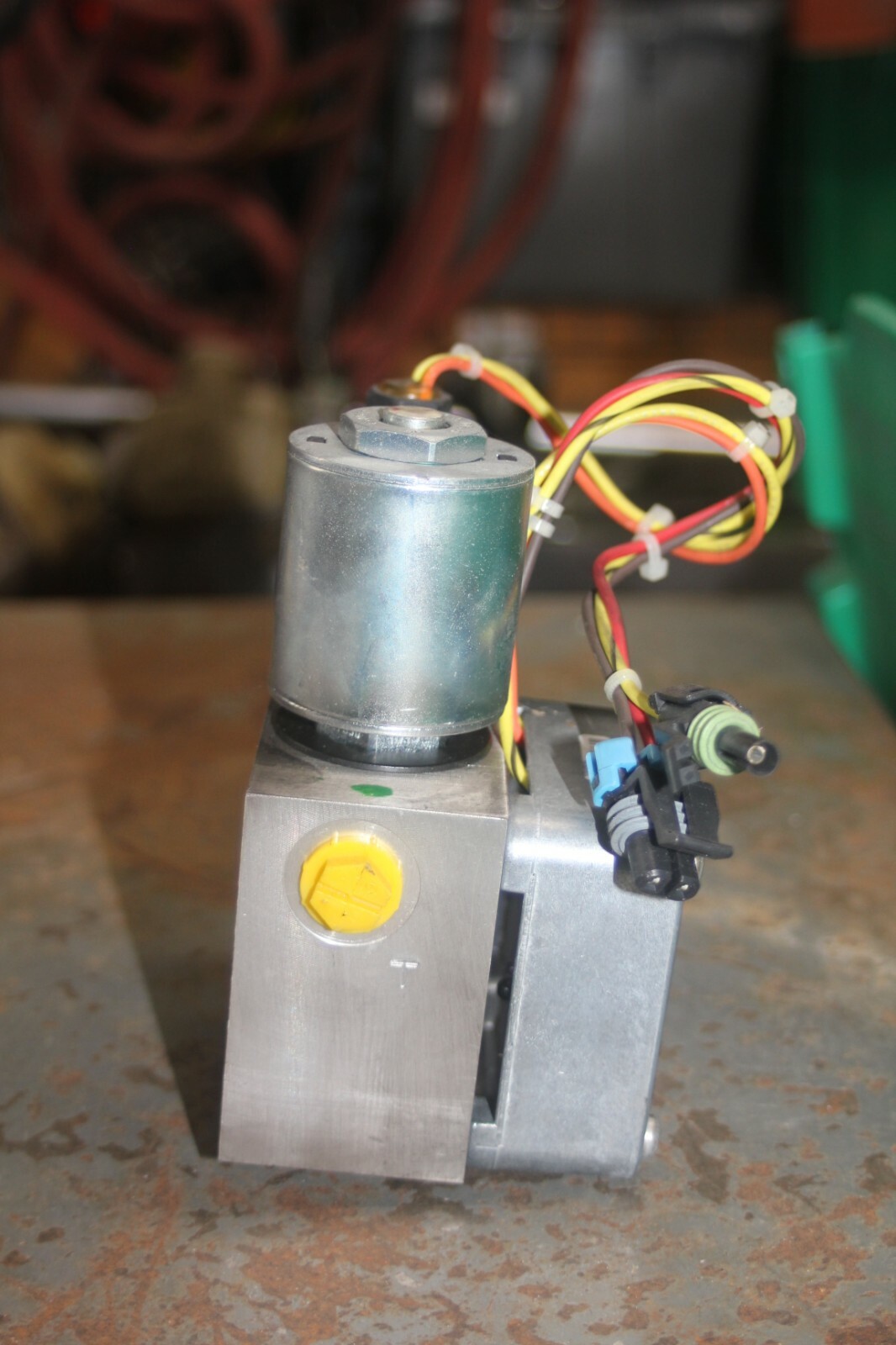 Sauer Danfoss Electric Control Fan Assy. 1090325