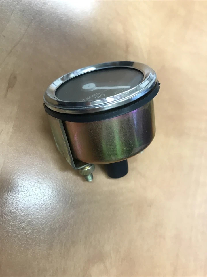 Massey Ferguson England oil pressure gauge 100 series