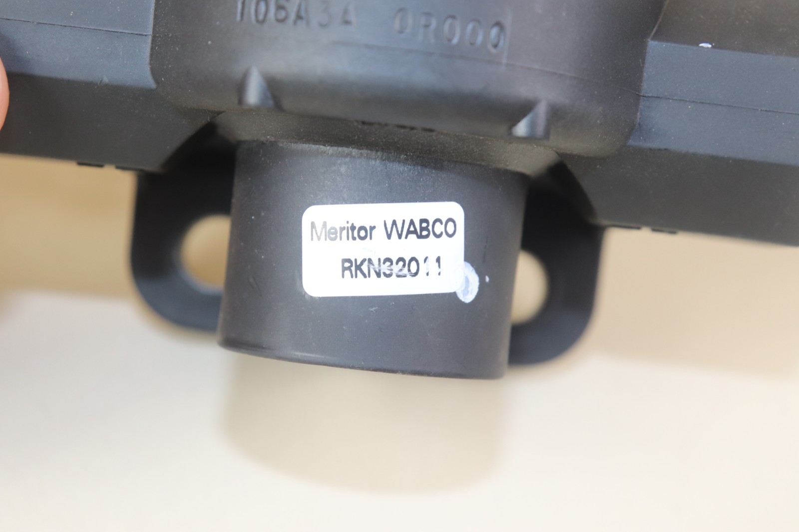 Meritor Wabco Quick Release Valve RKN32011 NEW