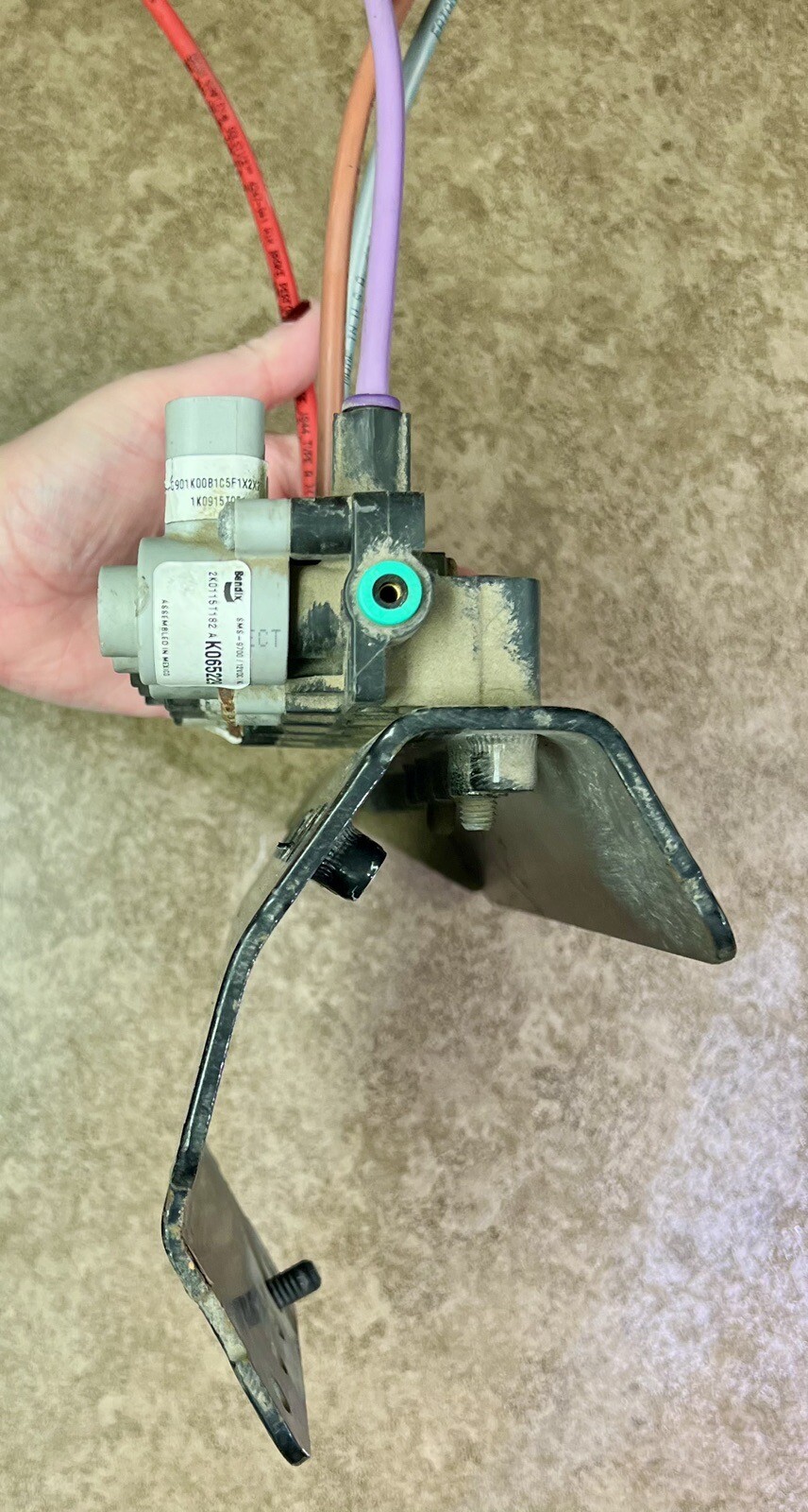 Paccar Air Brake Solenoid Assembly With Bracket K052287 *Ready To Ship*