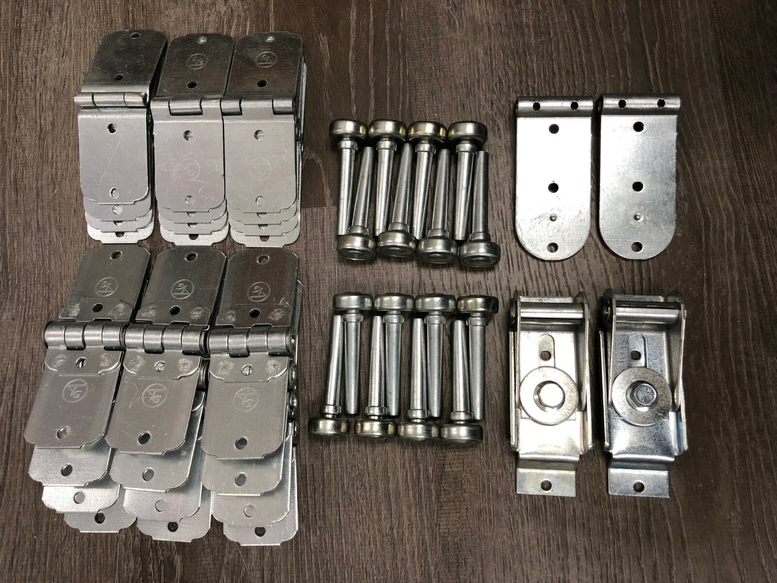 44 Pack – Todco Style Door Repair Kit- ALL Hinges + 1″ Rollers Morgan Overhead