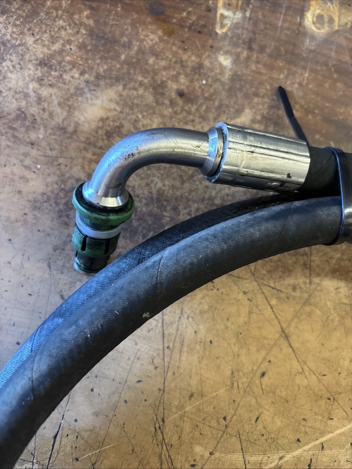 21866780 Hose Assembly for Volvo