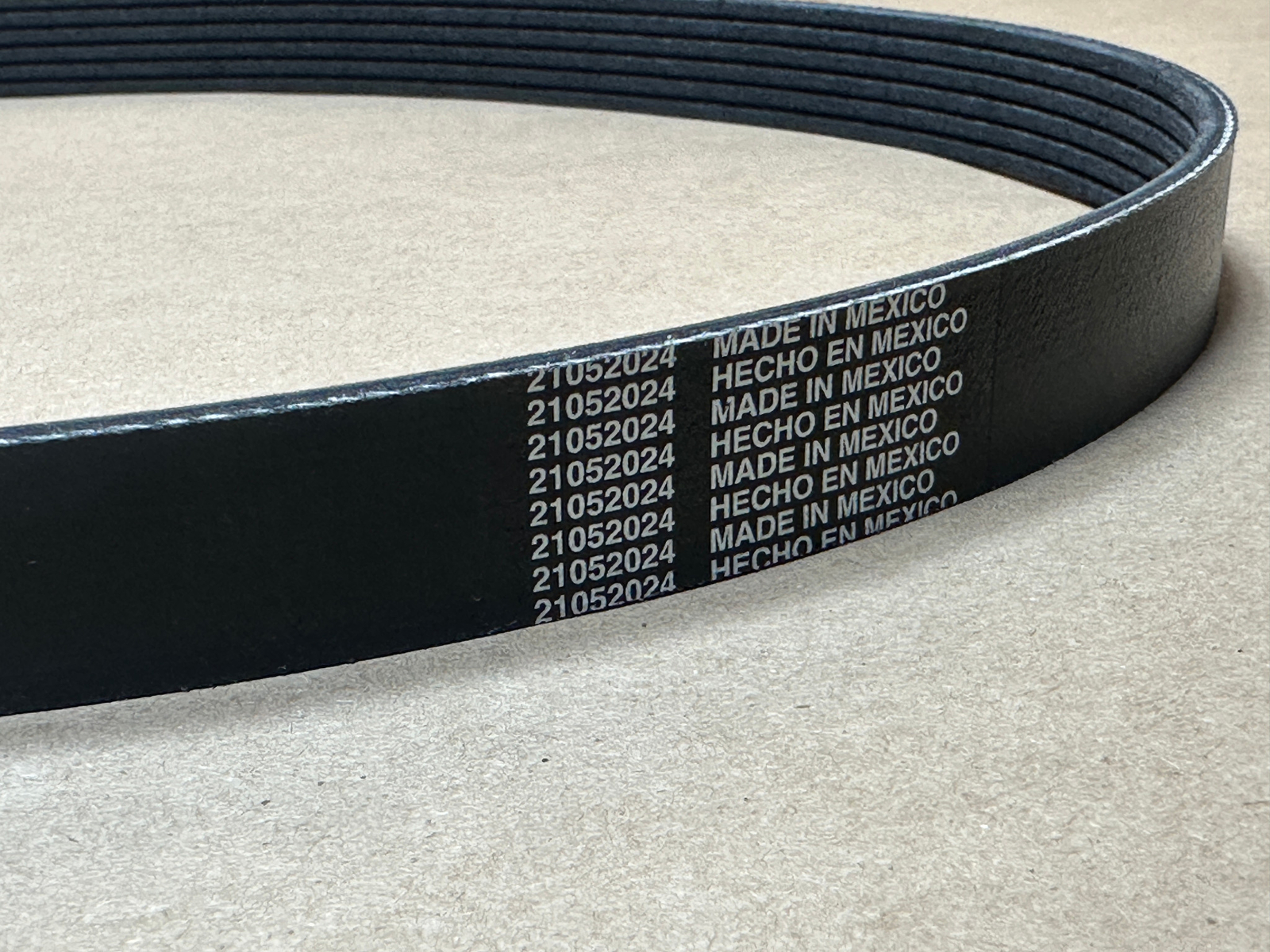 Genuine Thermo King TriPac Evolution 2.25″ Compressor Alternator Belt 78-1918
