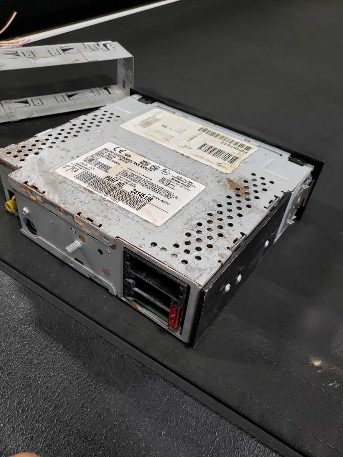 Volvo VNL Bluetooth SXM Radio 24145138, Delphi Item DEA500, Item # M2026J