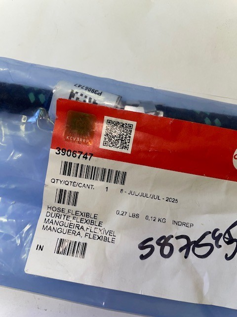 Genuine Cummins Oil Supply Tube 3906747 ISL, ISC