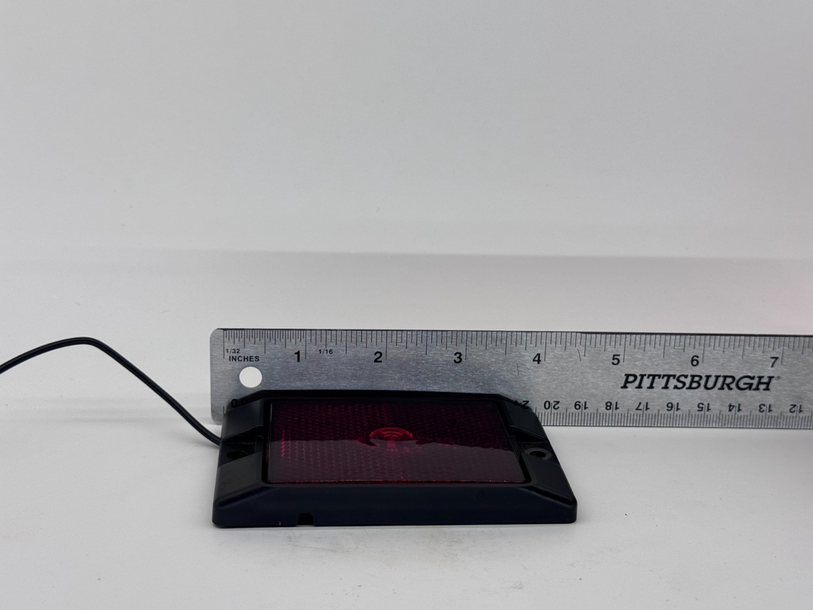 PETERSON M215R 1-1/8″ x 3-1/2″ Red LED Marker Light Rectangular Hardwired NOS