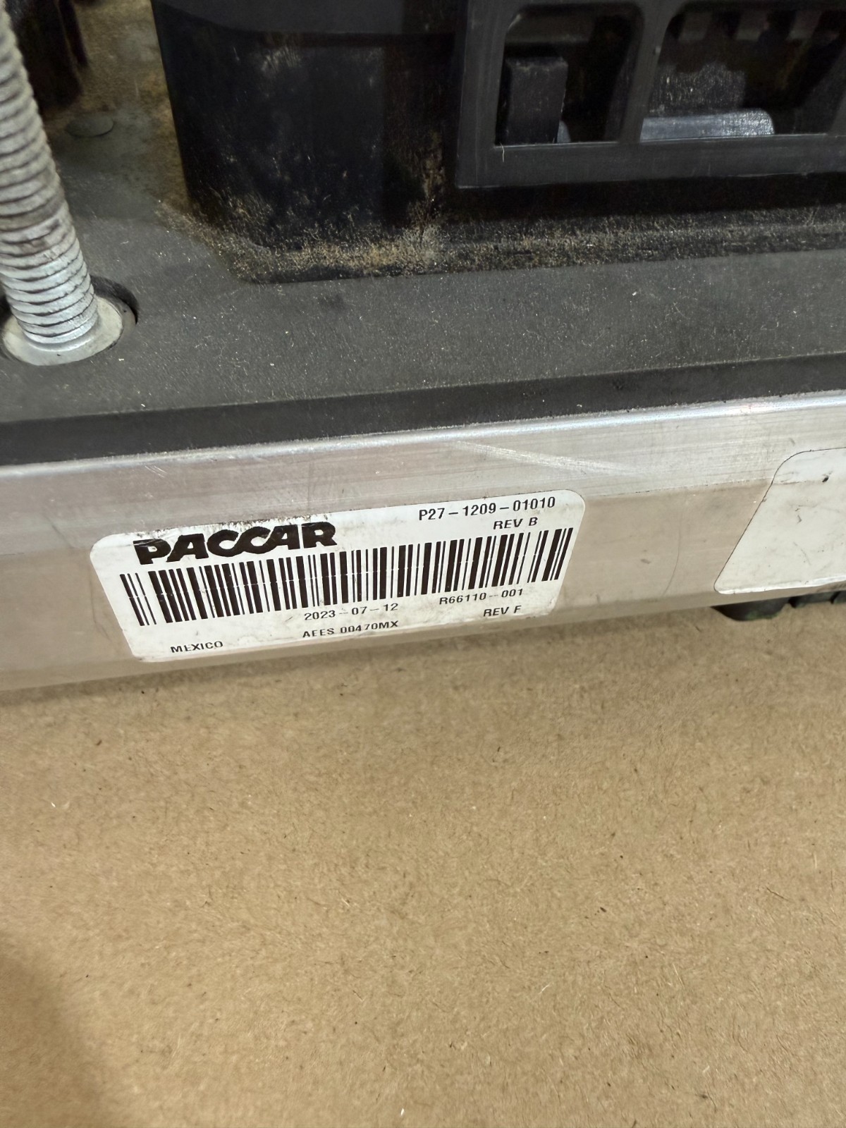 Genuine OEM Paccar P27-1209-01010 Cab PDC 2.1M Fuse Panel Assembly for Parts Onl