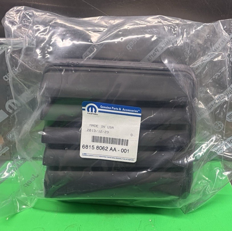 OEM MOPAR 68158062AA BODYSIDE APERTURE EXHAUSTER 12-2014 RAM 3500 4500 5500🚛FS