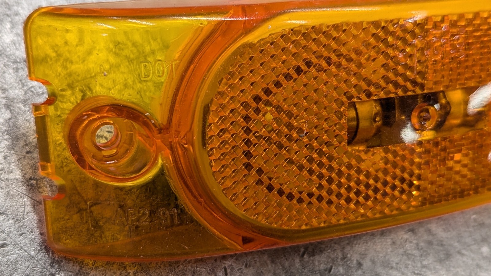 46303 GROTE Amber Yellow Reflective Marker Light Lamp Trailer Truck Side