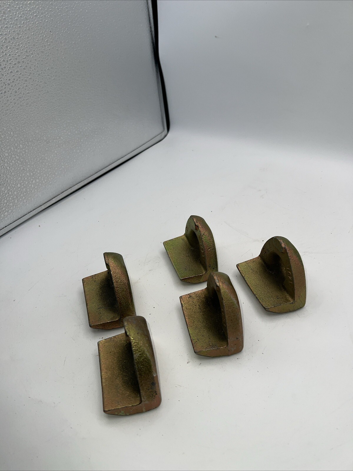 Set Of 5 APT World American Wheel Clamps R-123 APT WA15-5000