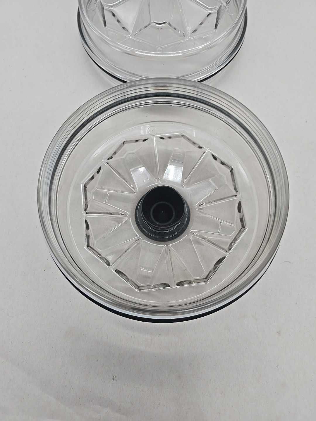 2 pack HUBCAP #340-4975 34075p 40-4975