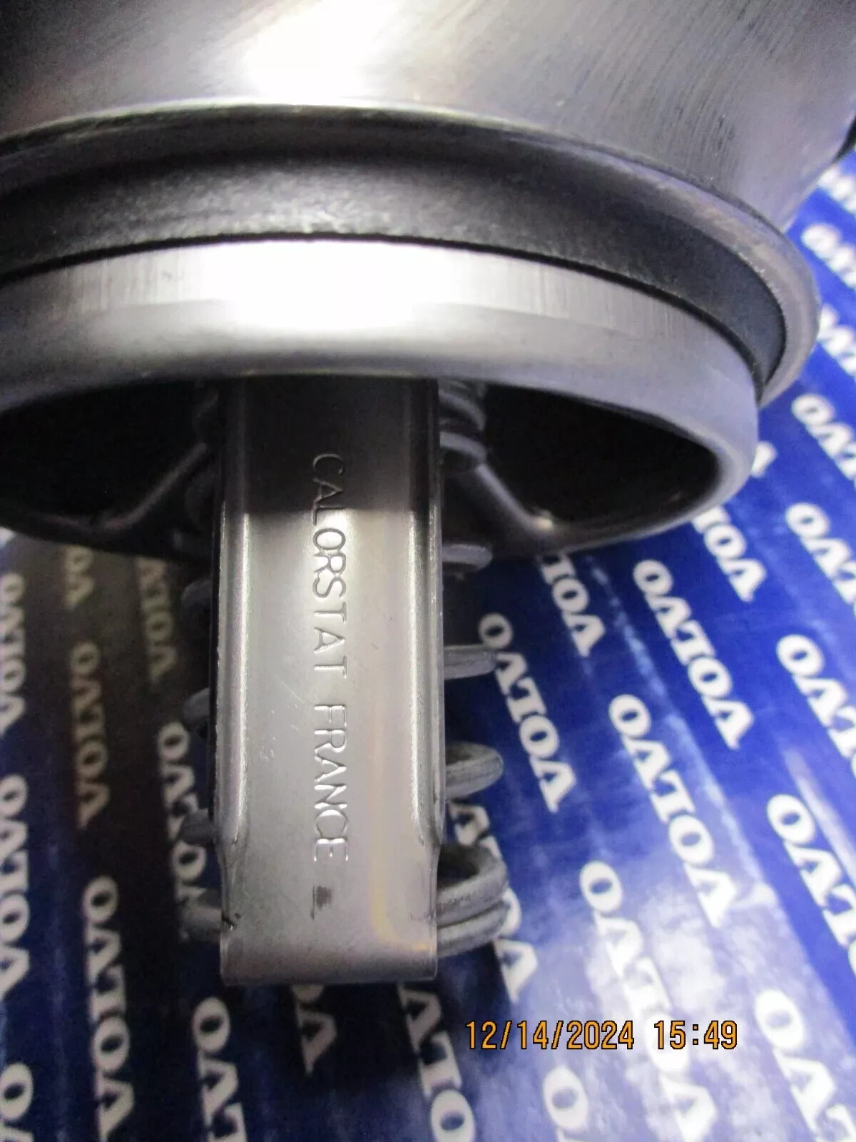 Genuine Mahle Oem Volvo D13 Coolant Thermostat 21613426, 21412639